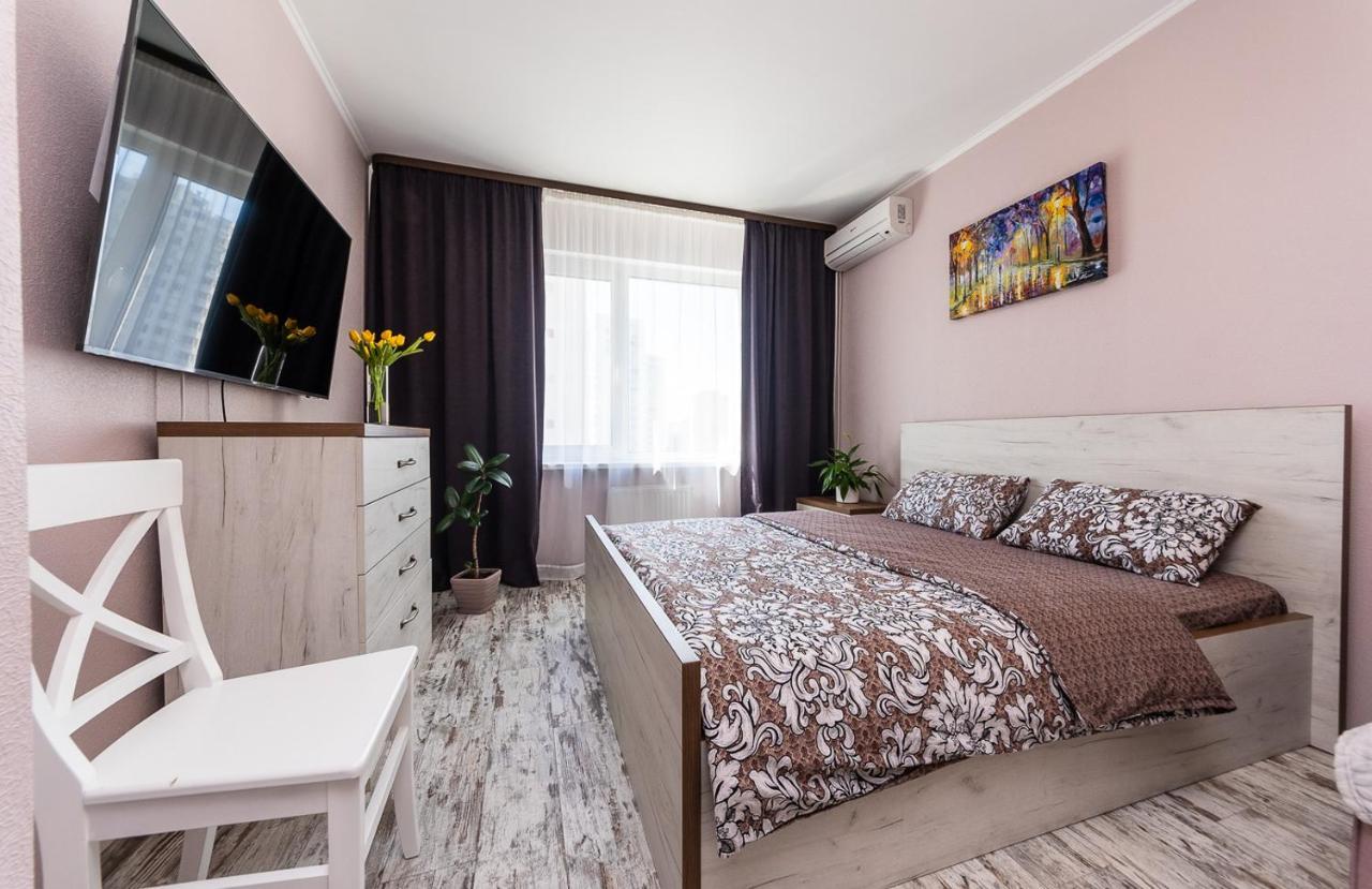 Apartment 1-ком в новом доме возле метро осокорки Kyiv